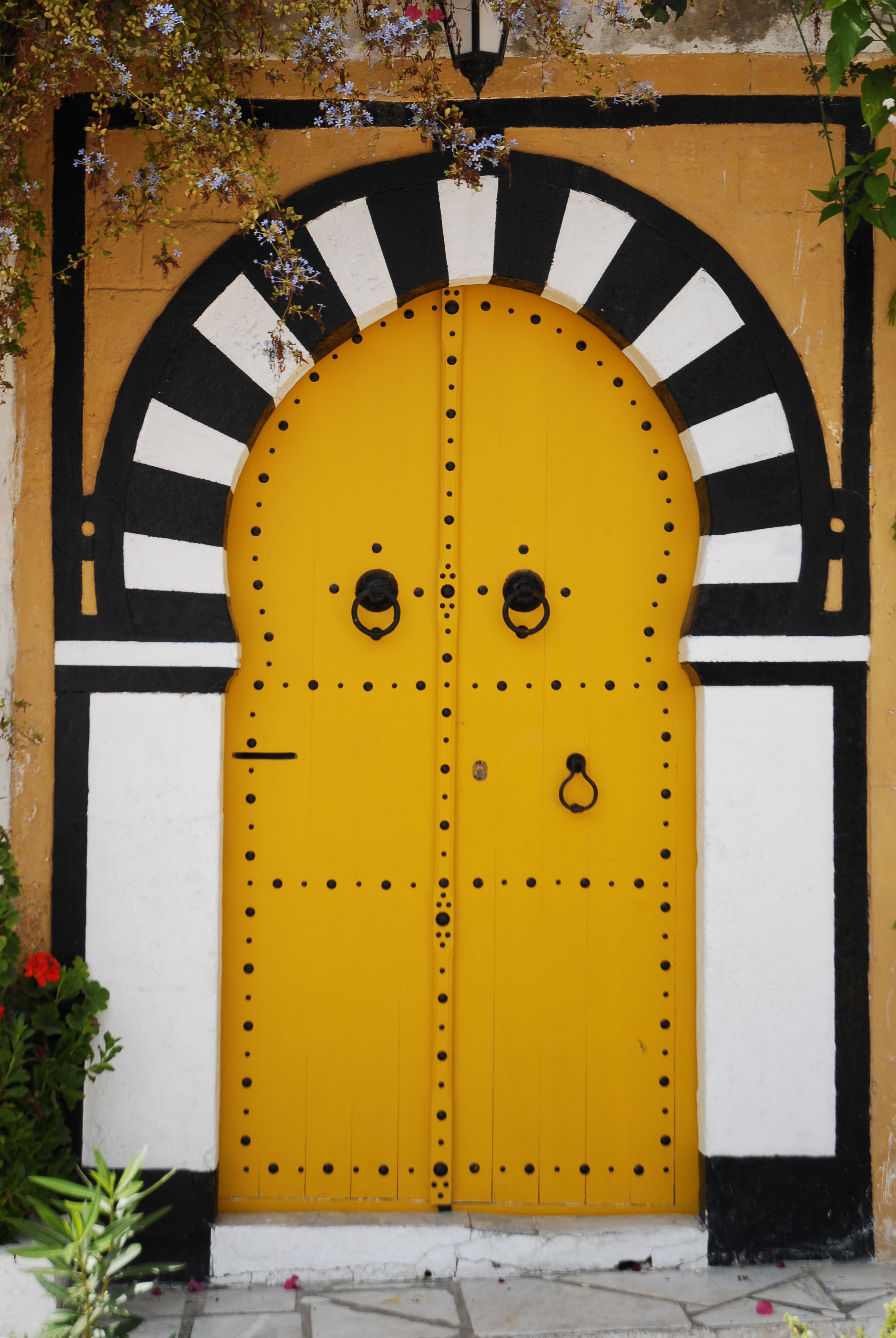 porte jaune